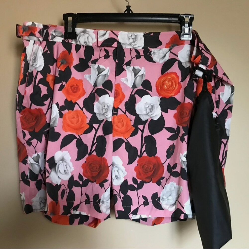 NWOT G-Fore G/Fore Floral Print Hybrid Golf Shorts